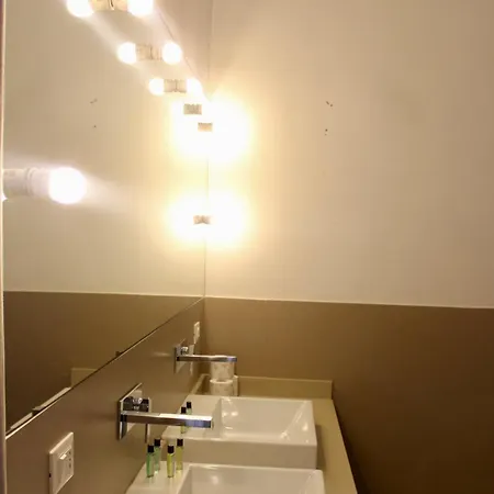 Luxury Residence In Central Rome By Spanish Steps *